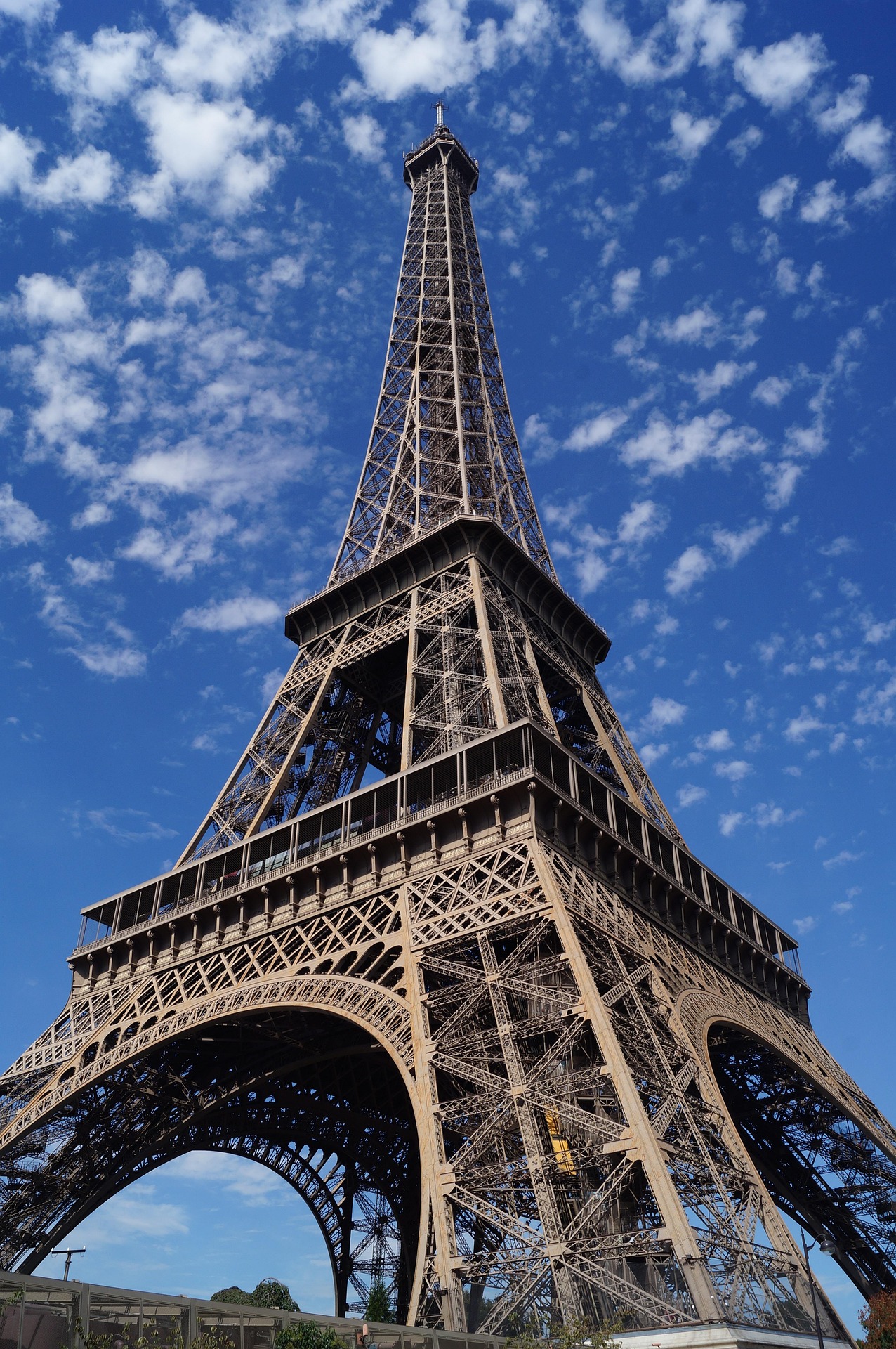 Eiffel Tower in Paris, France tour packages from Bangladesh | GoFlyZen